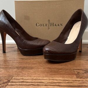 Cole Haan Mariela Air Pumps, Brown Crocodile Print, Size 7